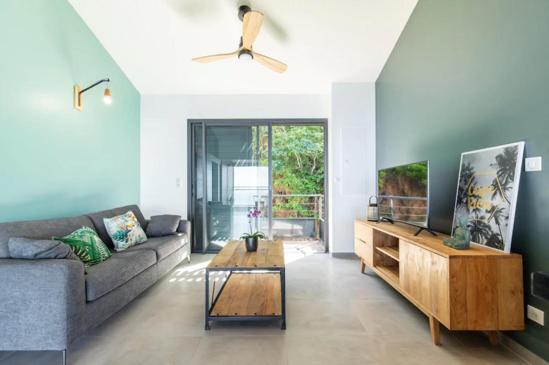 Ocean Sunset Apartment แซ็งต์-เลอ ภายนอก รูปภาพ